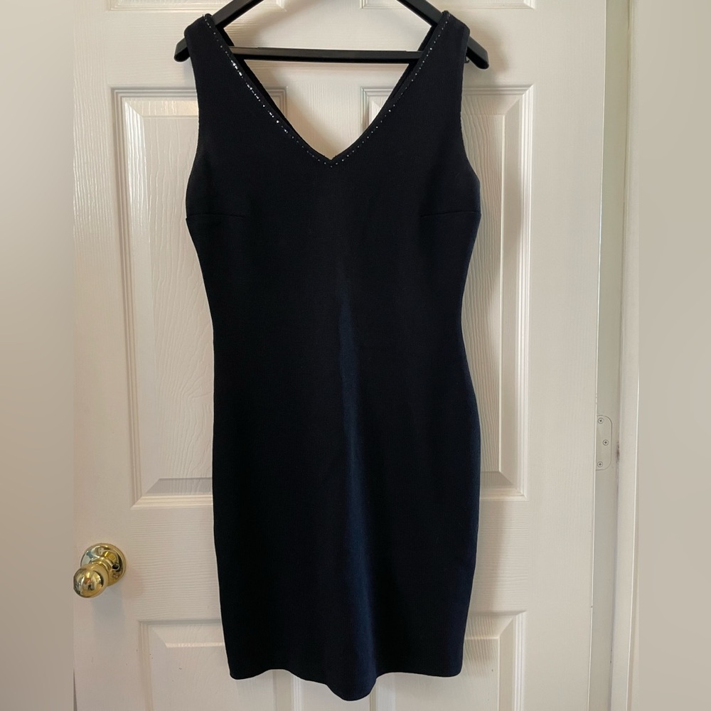 St John Evening by Marie Gray Vneck short knit dress Size 8